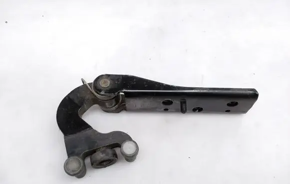 Opel Movano B Sliding door middle roller runner 777653050R