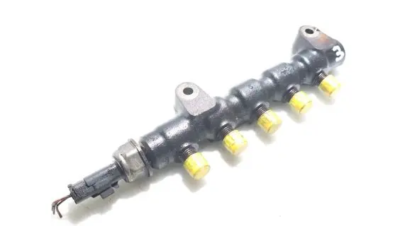 Fuel main line pipe