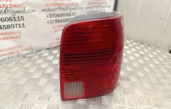 Volkswagen PASSAT B5 Rear/tail lights 3B9945112F