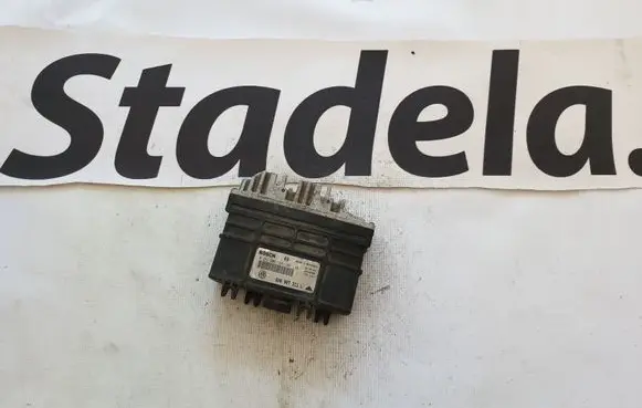 Volkswagen PASSAT B3 Engine control unit/module 8A0907311L 0261203188 8A0907311
