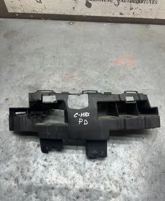 Front bumper mounting bracket