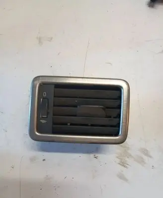 Volvo V70 Dash center air vent grill 30755184 30755178