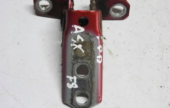 Mitsubishi ASX Loading door hinge set 74078136tt8