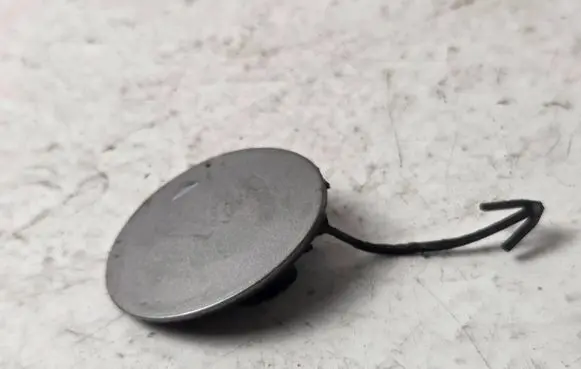 Hyundai Ioniq Front tow hook cap/cover 86588G2000