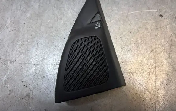 Volvo V60 Front door high frequency speaker 8635796