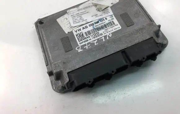 Volkswagen Fox Engine control unit/module ECU 03D906023B
