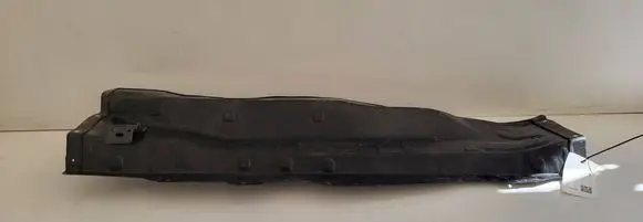 Nissan Leaf I (ZE0) Wiper trim