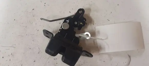 KIA Sportage Loading door lock 