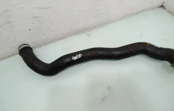 Mercedes-Benz S W221 Engine coolant pipe/hose