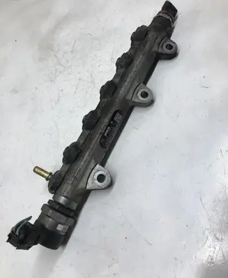 Renault Laguna III Fuel main line pipe
