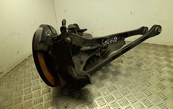 BMW X1 F48 F49 Rear wheel hub