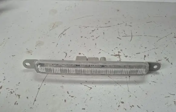 Mitsubishi Lancer X Third/center stoplight AUTMIC1106261401
