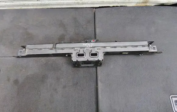 Opel Zafira C Radiator support slam panel