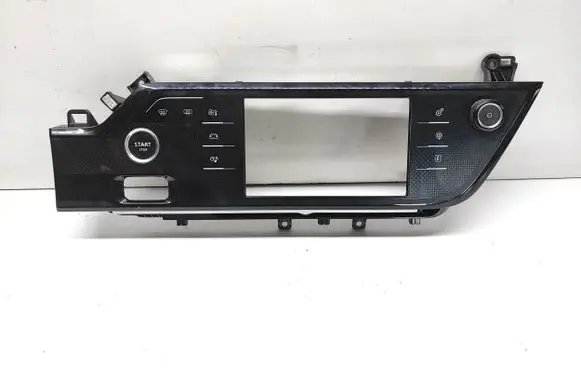 Head unit multimedia control
