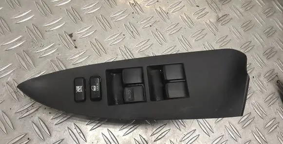 Toyota RAV 4 (XA30) Electric window control switch 7423242070