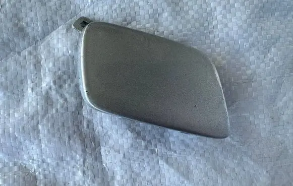 Volvo V40 Front tow hook cap/cover 31425400