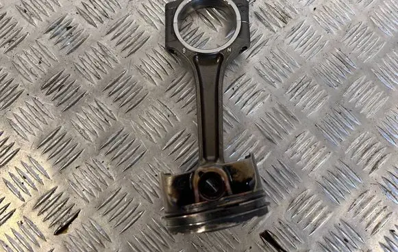 Maserati Levante Piston 326368