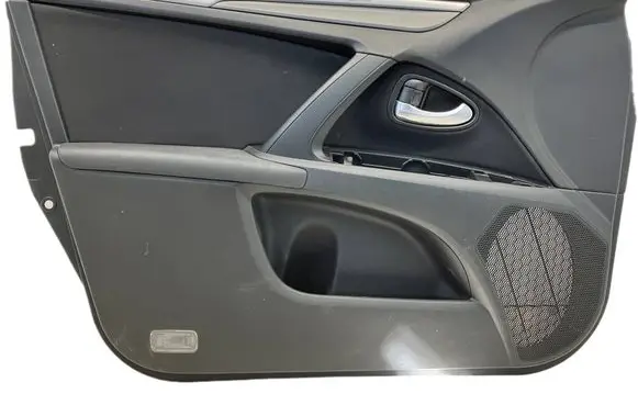 Toyota Avensis T270 Front door card panel trim