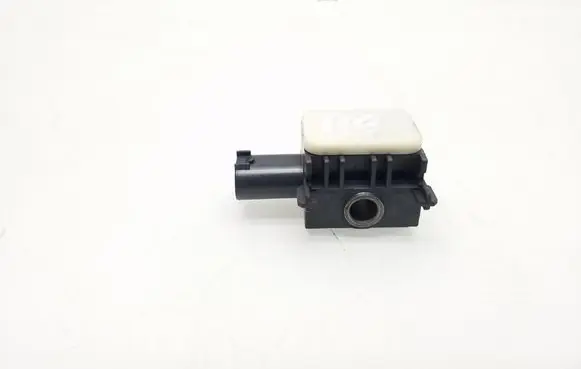 Mercedes-Benz S W221 Airbag deployment crash/impact sensor 0038202826