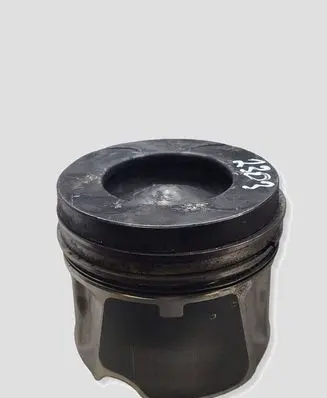 Nissan Qashqai Piston R9M