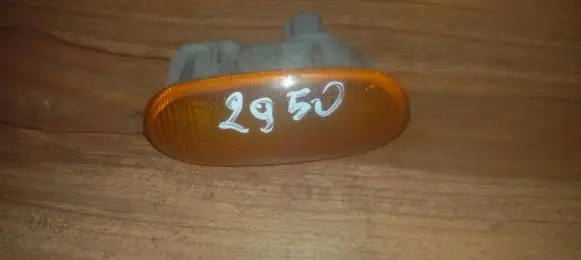 Mitsubishi Galant Front fender indicator light