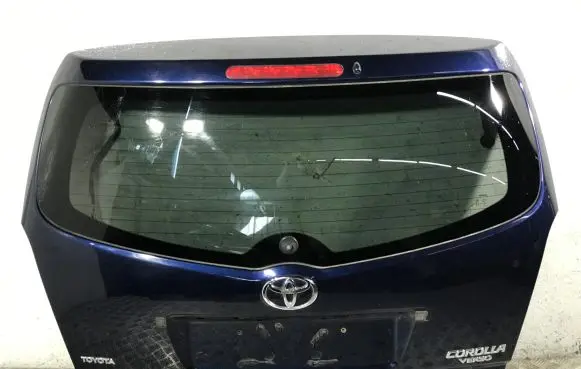 Toyota Corolla Verso AR10 Tailgate/trunk/boot lid 670050F010 670050F011 681050F040