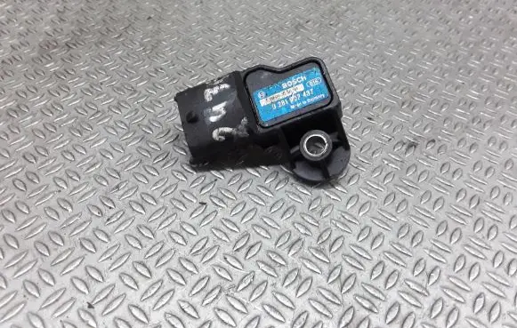 Opel Vectra C Air pressure sensor 0281002437