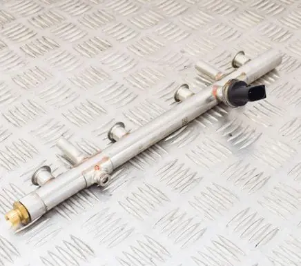 Audi A4 S4 B8 8K Fuel main line pipe 06K133317G