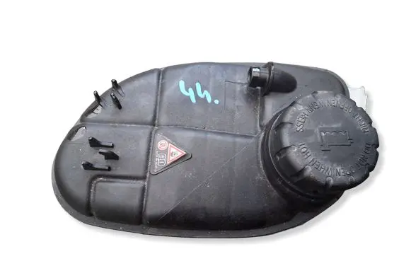 Mercedes-Benz B W246 W242 Coolant expansion tank/reservoir A0005840807