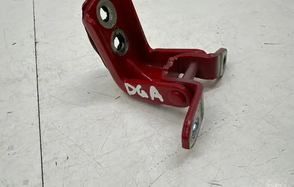 Nissan Leaf II (ZE1) Rear door lower hinge