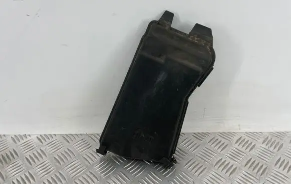 Mercedes-Benz E W212 Fuse box cover A2125400382