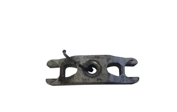 Skoda Octavia Mk2 (1Z) Fuel Injector clamp holder 
