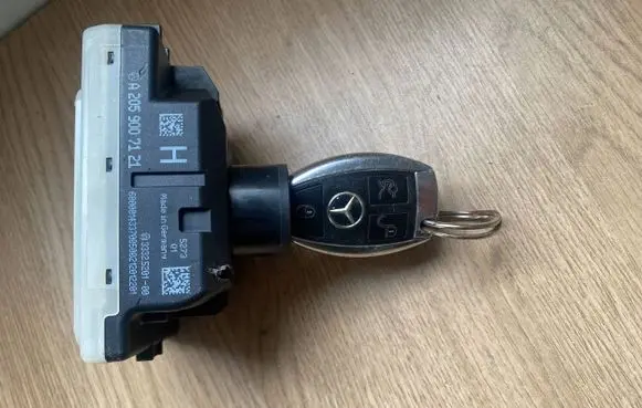 Mercedes-Benz C W205 Ignition lock A2059007121 A2059007121H 3332520100