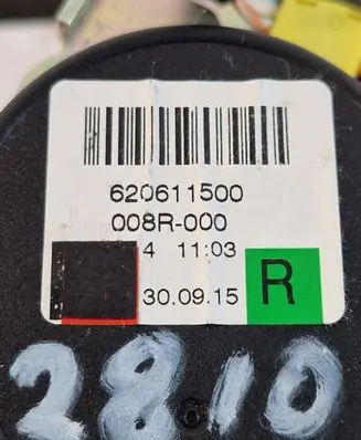 Opel Zafira C Front seatbelt 620611500