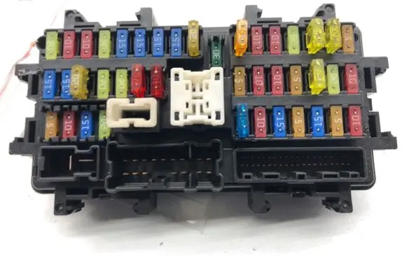 Infiniti Q50 Fuse box set 