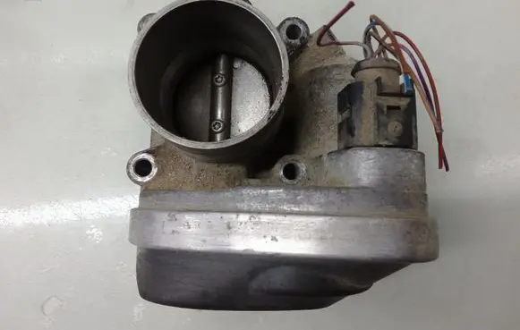 Skoda Fabia Mk1 (6Y) Throttle valve 036133062