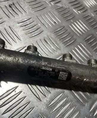 Opel Astra H Fuel main line pipe 55209572