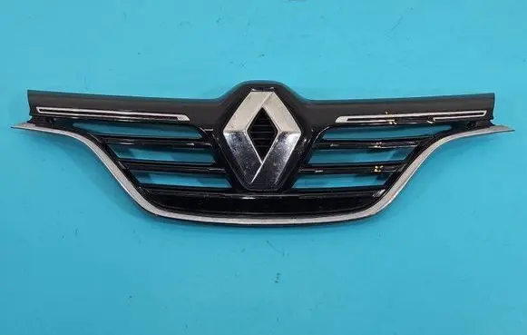 Front bumper upper radiator grill