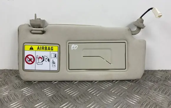 SsangYong Rexton Sun visor