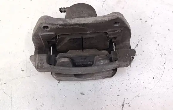 Buick Encore I Front brake caliper 42703473