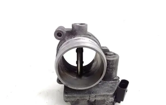 Audi Q7 4L Throttle valve 4E0145950D A2C53100874