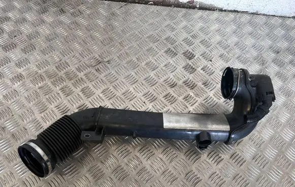 BMW X1 F48 F49 Air intake hose/pipe 1105879S02