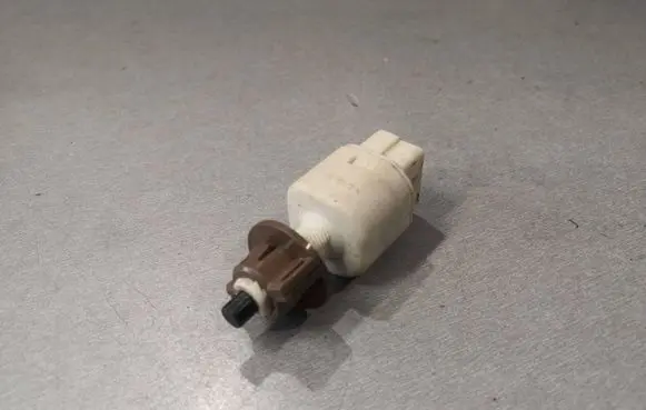 Toyota Corolla Verso AR10 Brake pedal sensor switch 2701P56