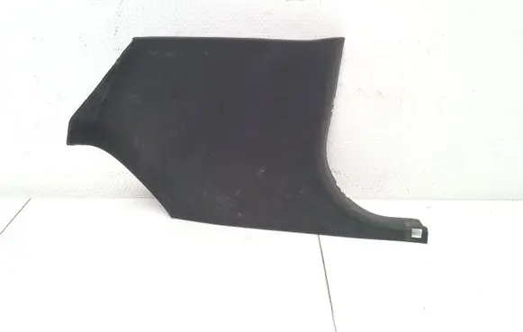 Foot area side trim