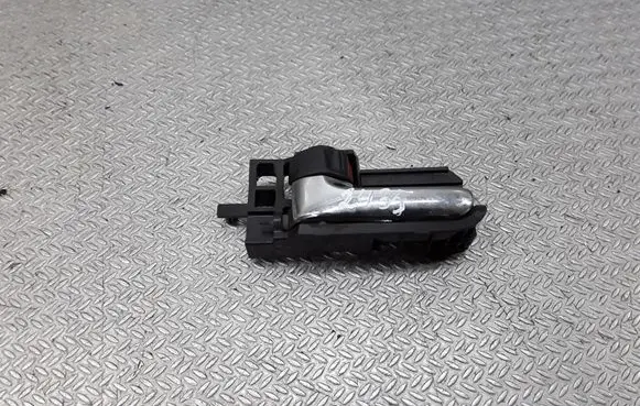 Toyota Corolla Verso E121 Front door interior handle