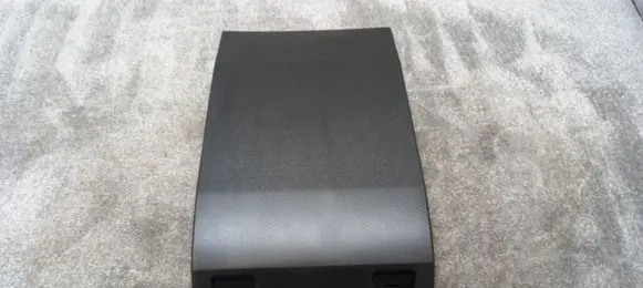 Fender trim (molding)