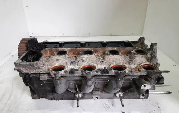 Engine head