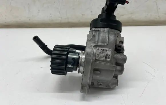 Fuel injection high pressure pump