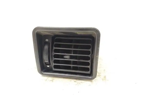 Ford Sierra Dashboard side air vent grill/cover trim 87BGA018B08AA G82520