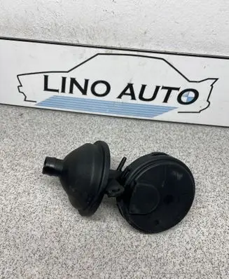 BMW 5 E39 other engine part 7501566